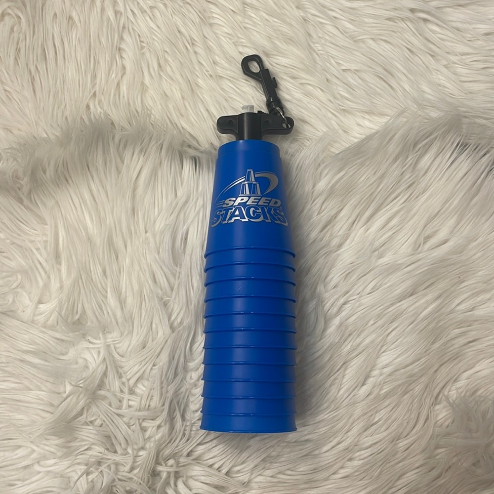 Set of 12 speed stacks